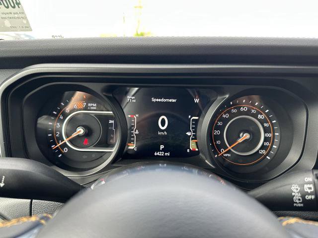 Used 2024 Jeep Wrangler Unlimited Sahara w/ Technology Group AWD/4WD image 15