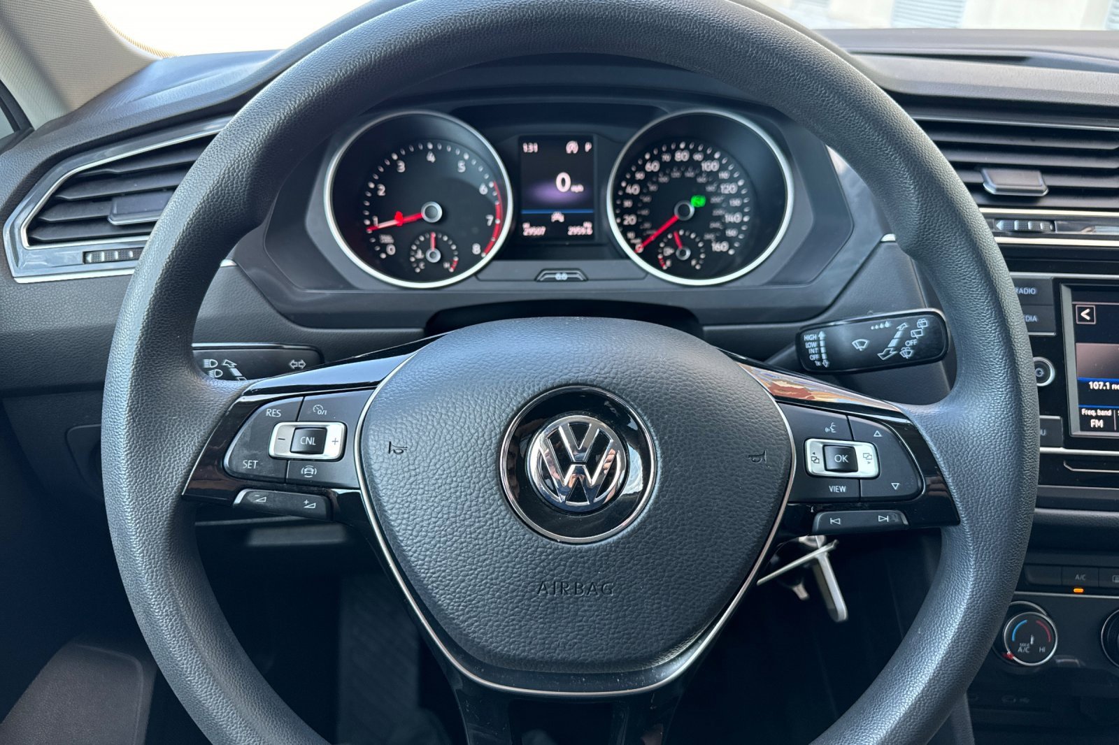 Used 2021 Volkswagen Tiguan S image 24