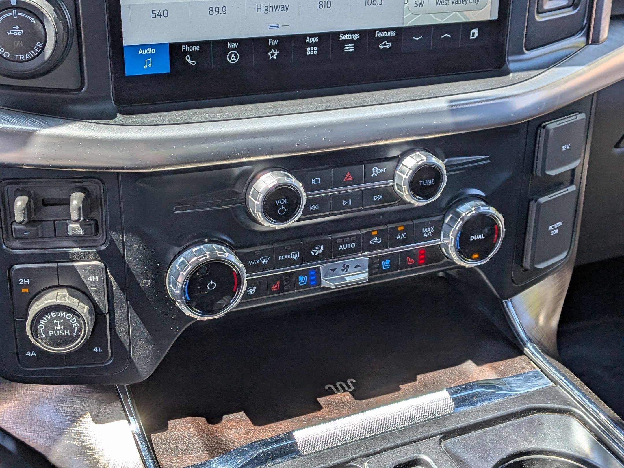 Certified 2025 Ford F150 King Ranch w/ FX4 Off-Road Package AWD/4WD image 23