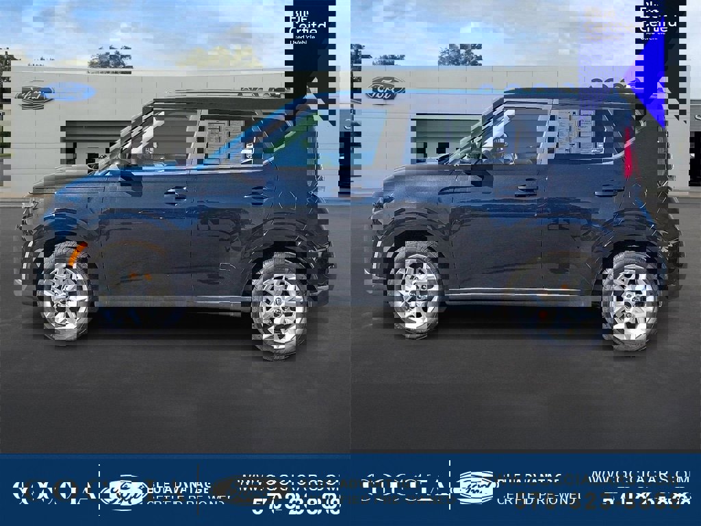 Used 2023 Kia Soul LX w/ LX Technology Package image 2