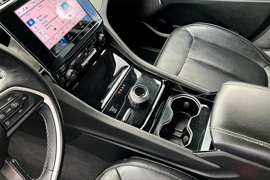 Used 2022 Jeep Grand Cherokee L Limited image 15