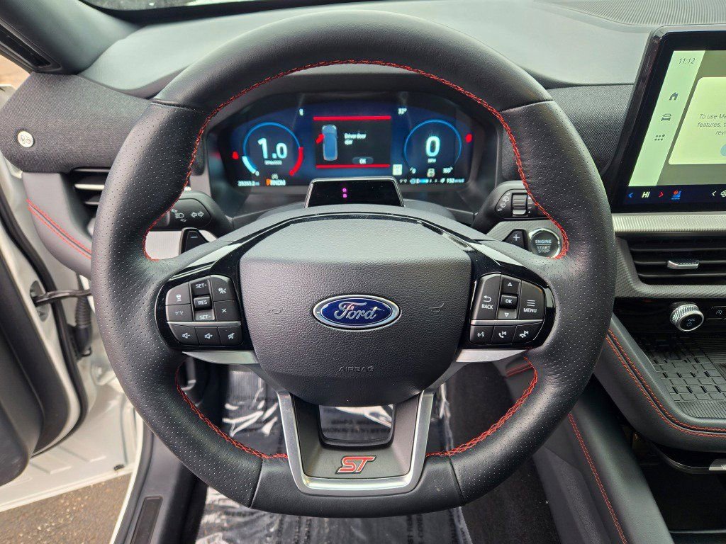Certified 2025 Ford Explorer ST image 37