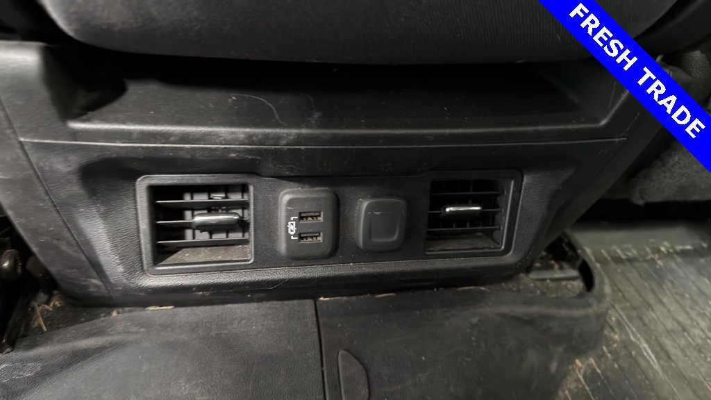 Used 2021 Chevrolet Silverado 1500 LT image 12