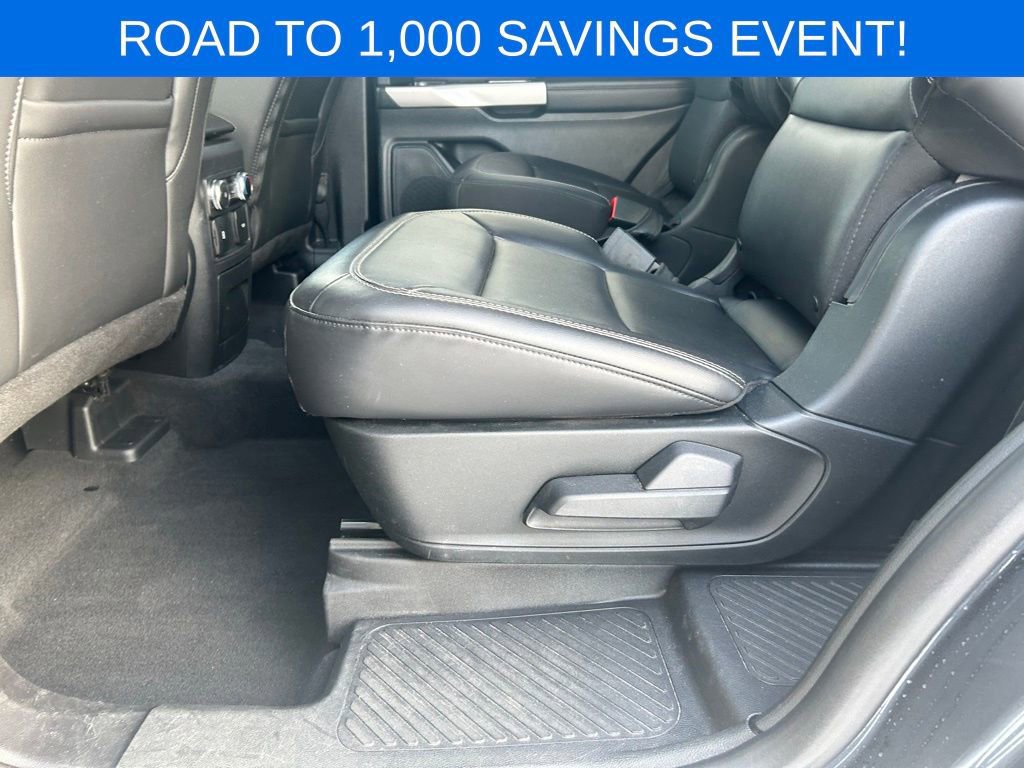 Certified 2022 Ford Explorer XLT w/ Equipment Group 202A image 18