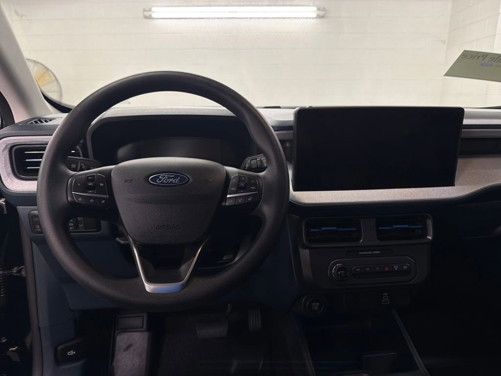 Certified 2025 Ford Maverick XLT image 13