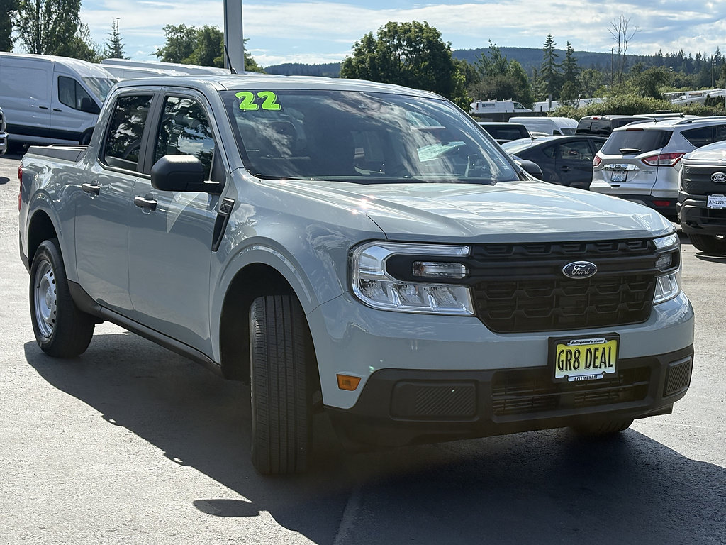 Certified 2022 Ford Maverick XL FWD image 3
