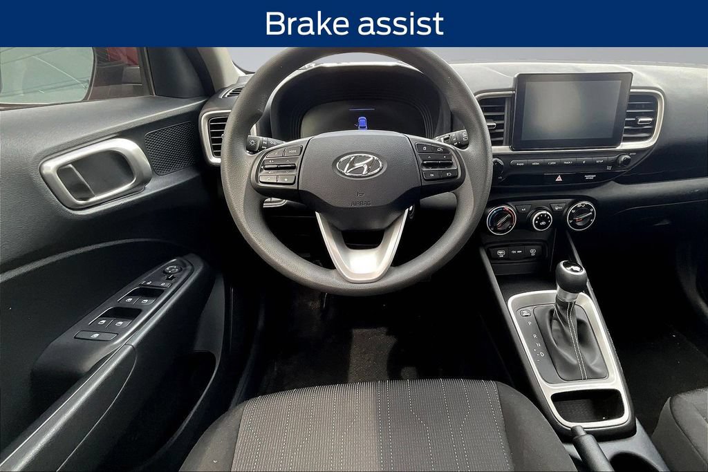 Used 2023 Hyundai Venue SE w/ Cargo Package FWD image 8
