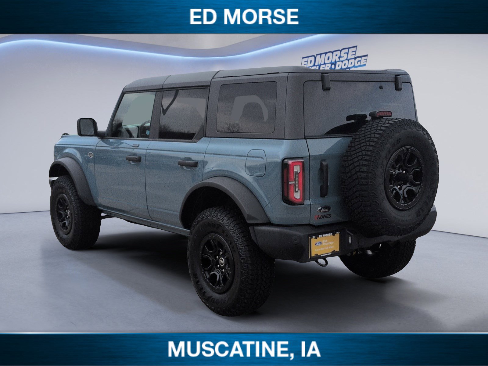 Certified 2022 Ford Bronco Wildtrak AWD/4WD image 3