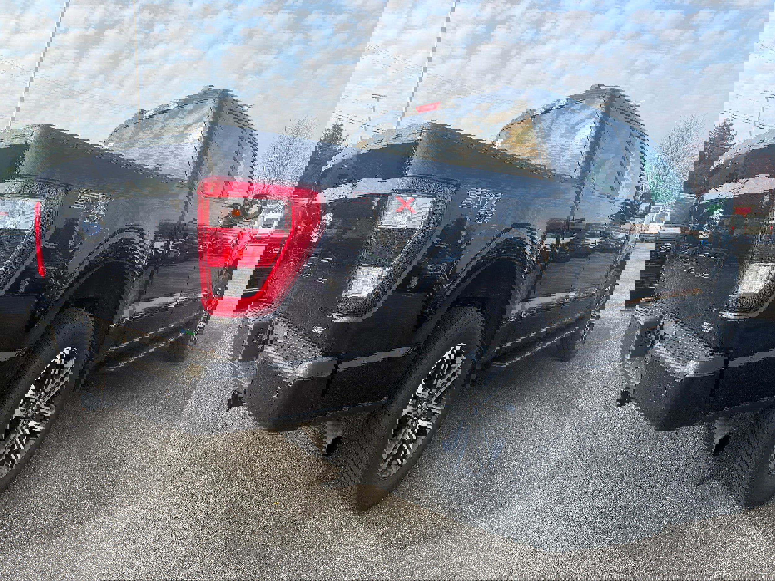 Certified 2023 Ford F150 XL w/ STX Appearance Package image 4