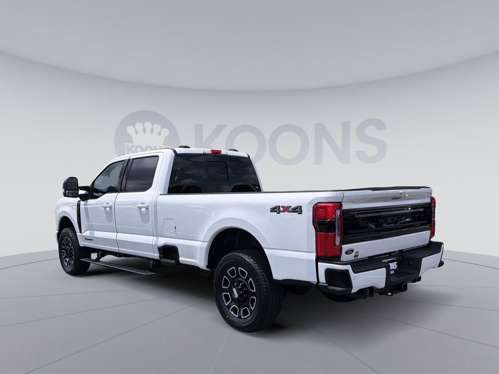 Certified 2026 Ford F350 Platinum w/ Snow Plow Prep Package AWD/4WD image 4