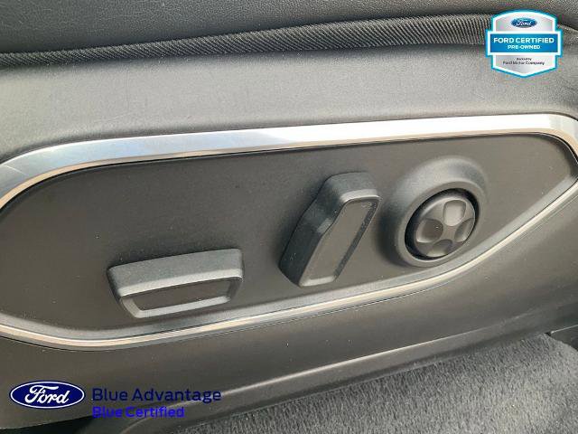 Used 2023 Jeep Wagoneer Series III w/ Premium Group I AWD/4WD image 18