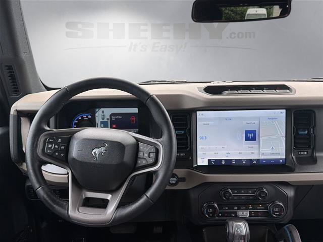 Certified 2023 Ford Bronco Wildtrak AWD/4WD image 3