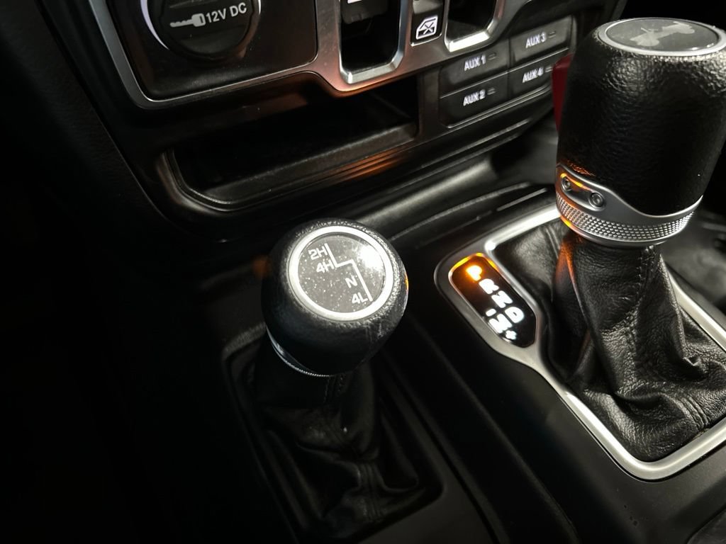 Used 2022 Jeep Wrangler Unlimited Sport AWD/4WD image 22
