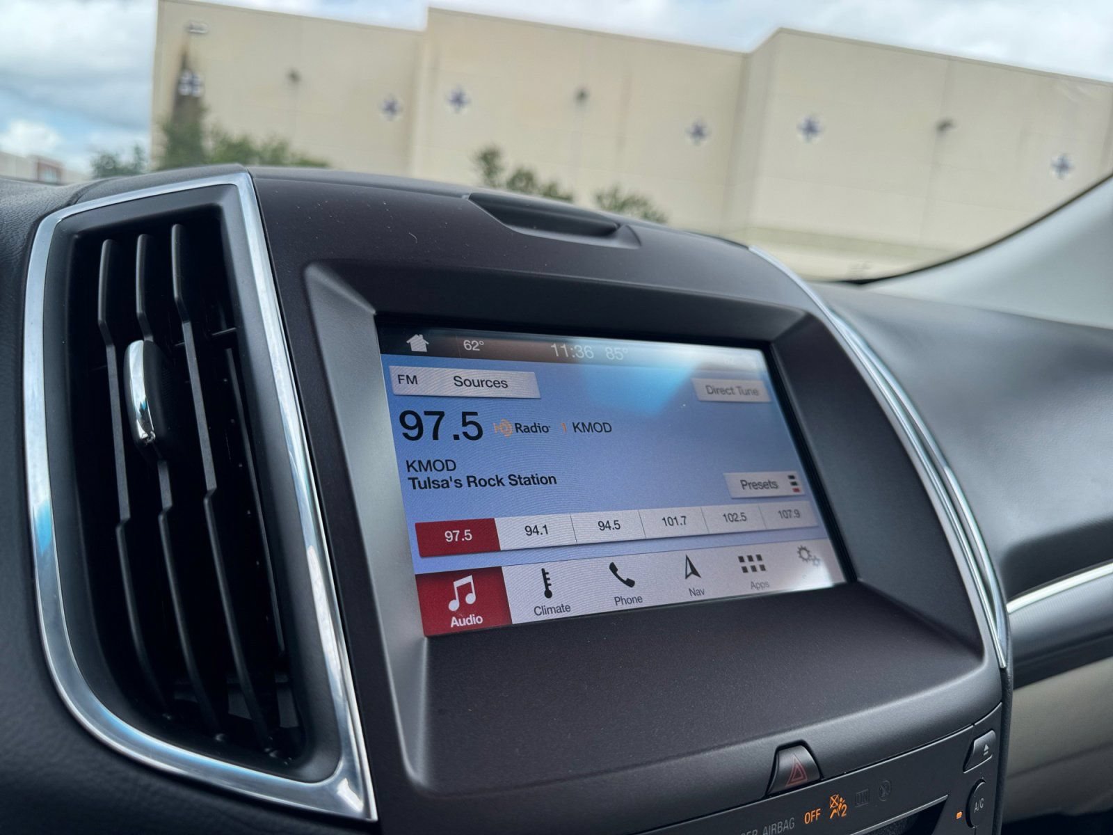 Certified 2019 Ford Edge Titanium AWD/4WD image 24