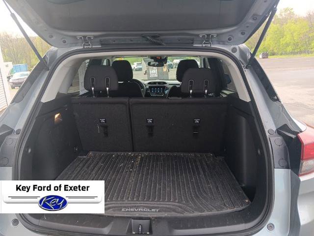 Used 2023 Chevrolet TrailBlazer LT w/ Convenience Package AWD/4WD image 9