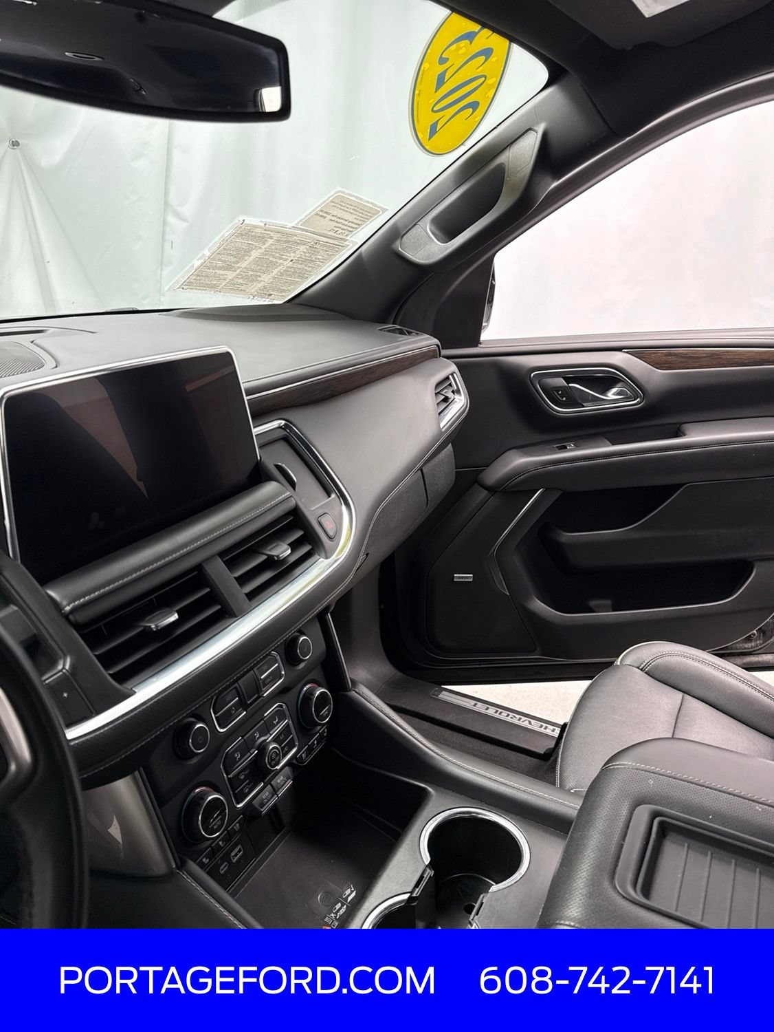 Used 2023 Chevrolet Tahoe Premier AWD/4WD image 24