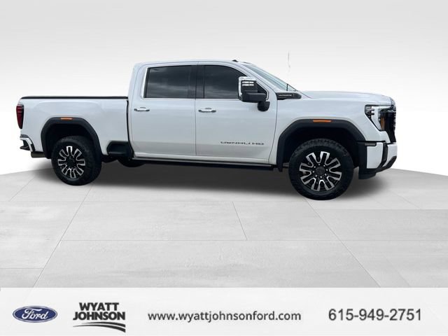 Used 2024 GMC Sierra 2500 Denali Ultimate image 2