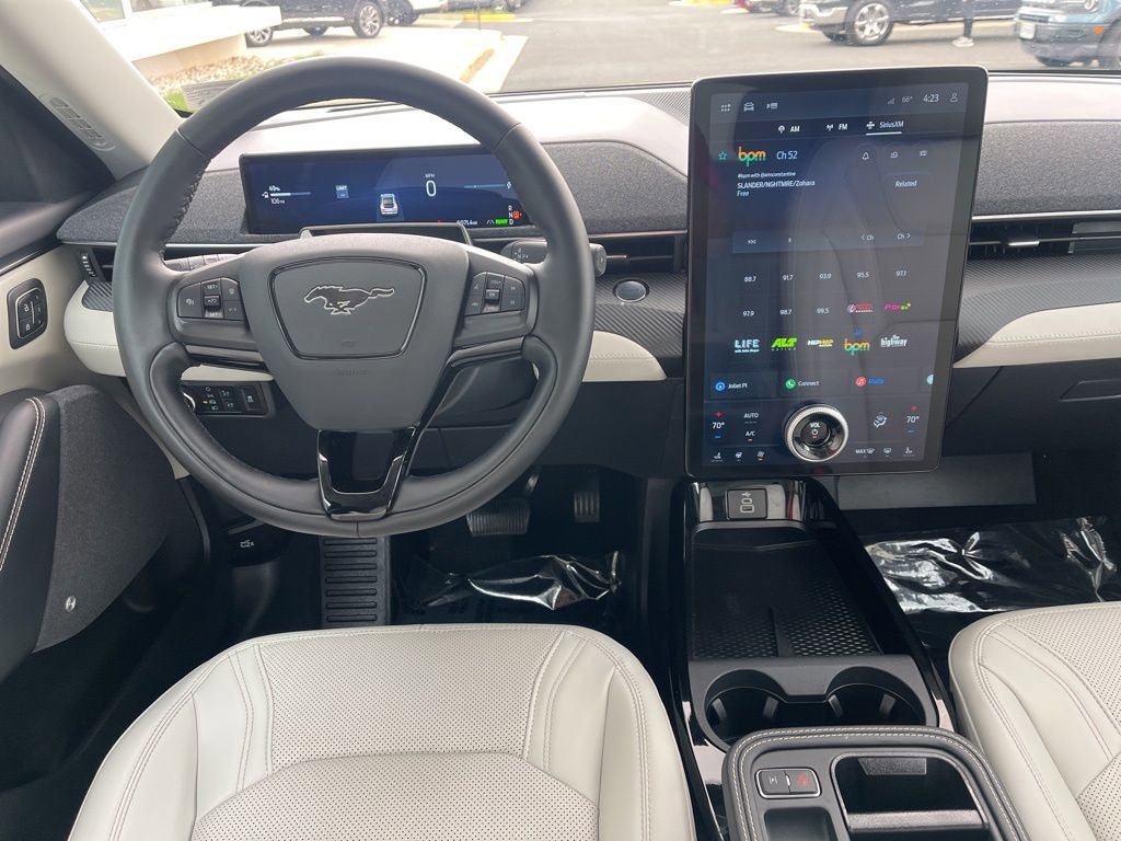 Certified 2025 Ford Mustang Mach-E Premium AWD/4WD image 15