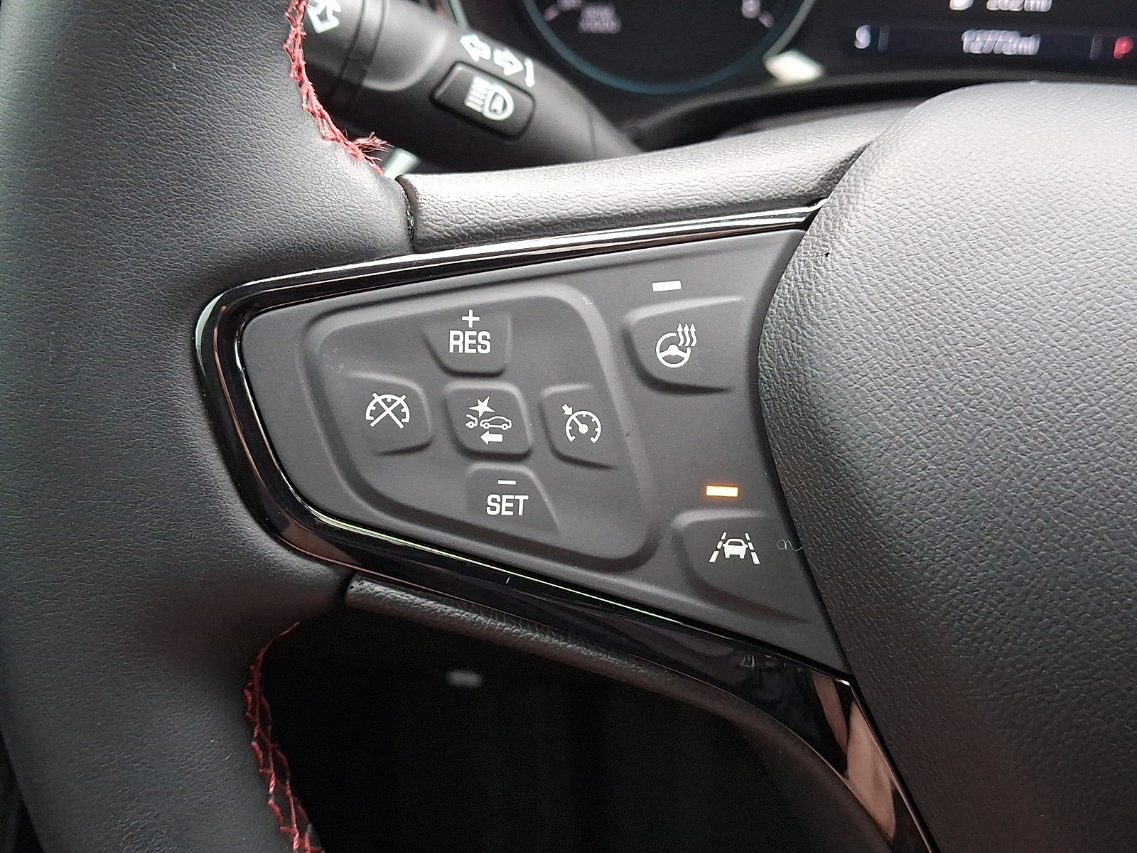 Used 2024 Chevrolet Equinox RS w/ RS Leather Package AWD/4WD image 26