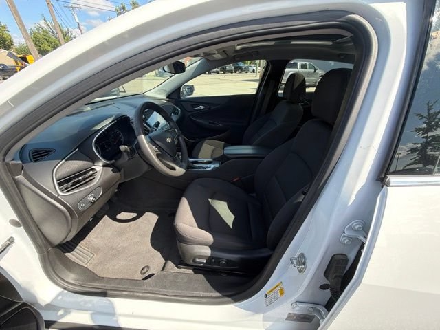 Used 2024 Chevrolet Malibu LT FWD image 16
