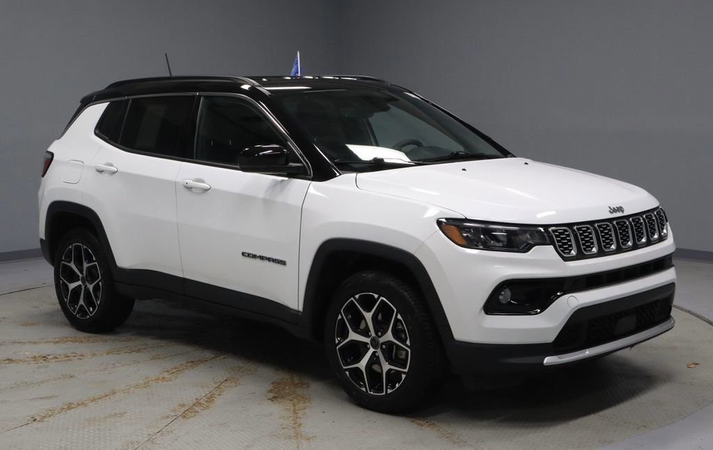 Used 2025 Jeep Compass Limited image 7