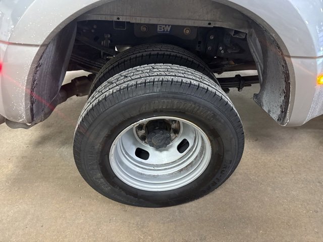 Certified 2024 Ford F350 XLT w/ Snow Plow Prep Package image 8