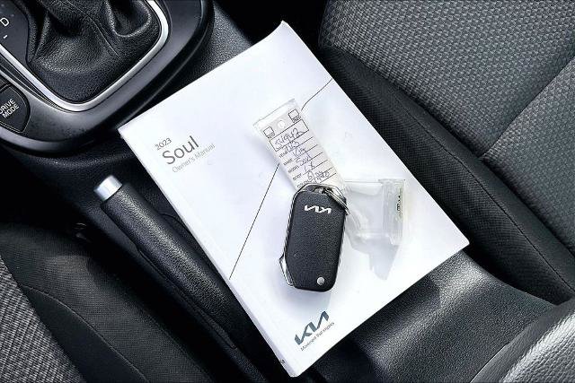 Used 2023 Kia Soul LX w/ Option Group 015 FWD image 11