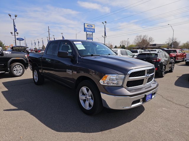 Used 2023 RAM 1500 Classic SLT AWD/4WD image 7