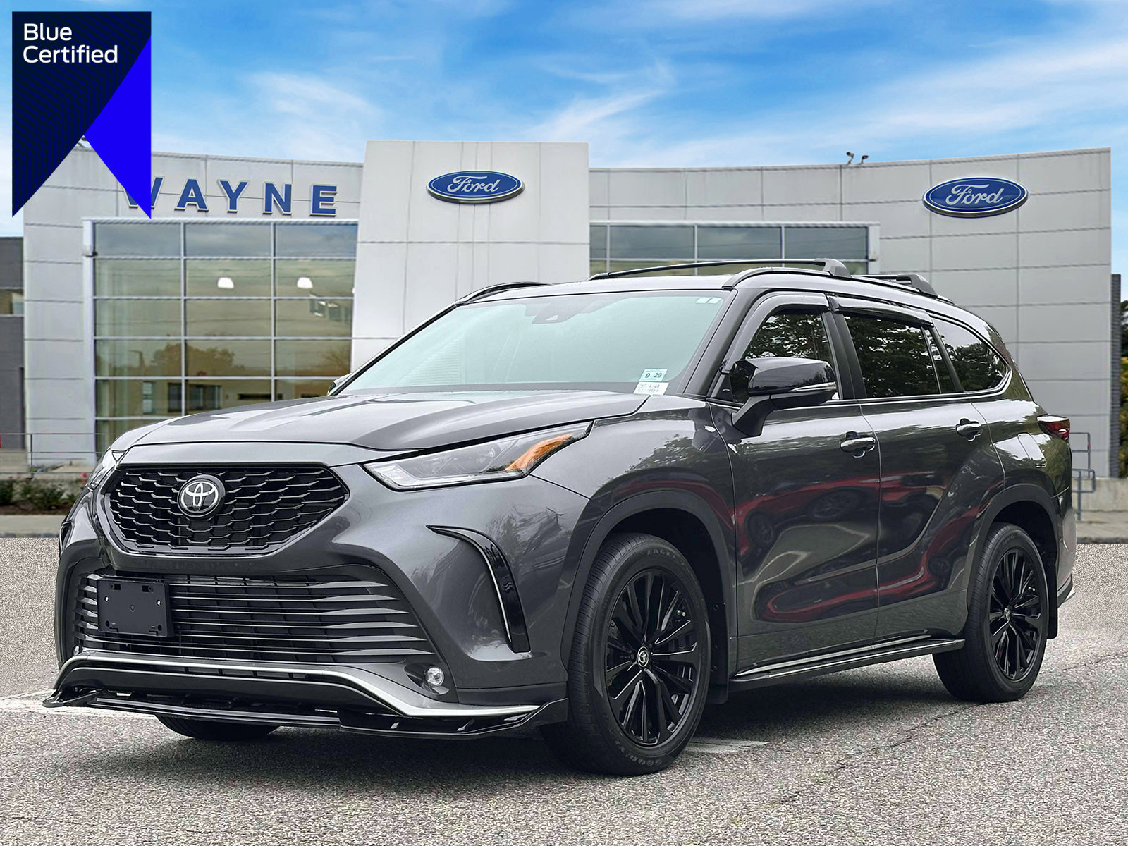 Used 2024 Toyota Highlander XSE image 1