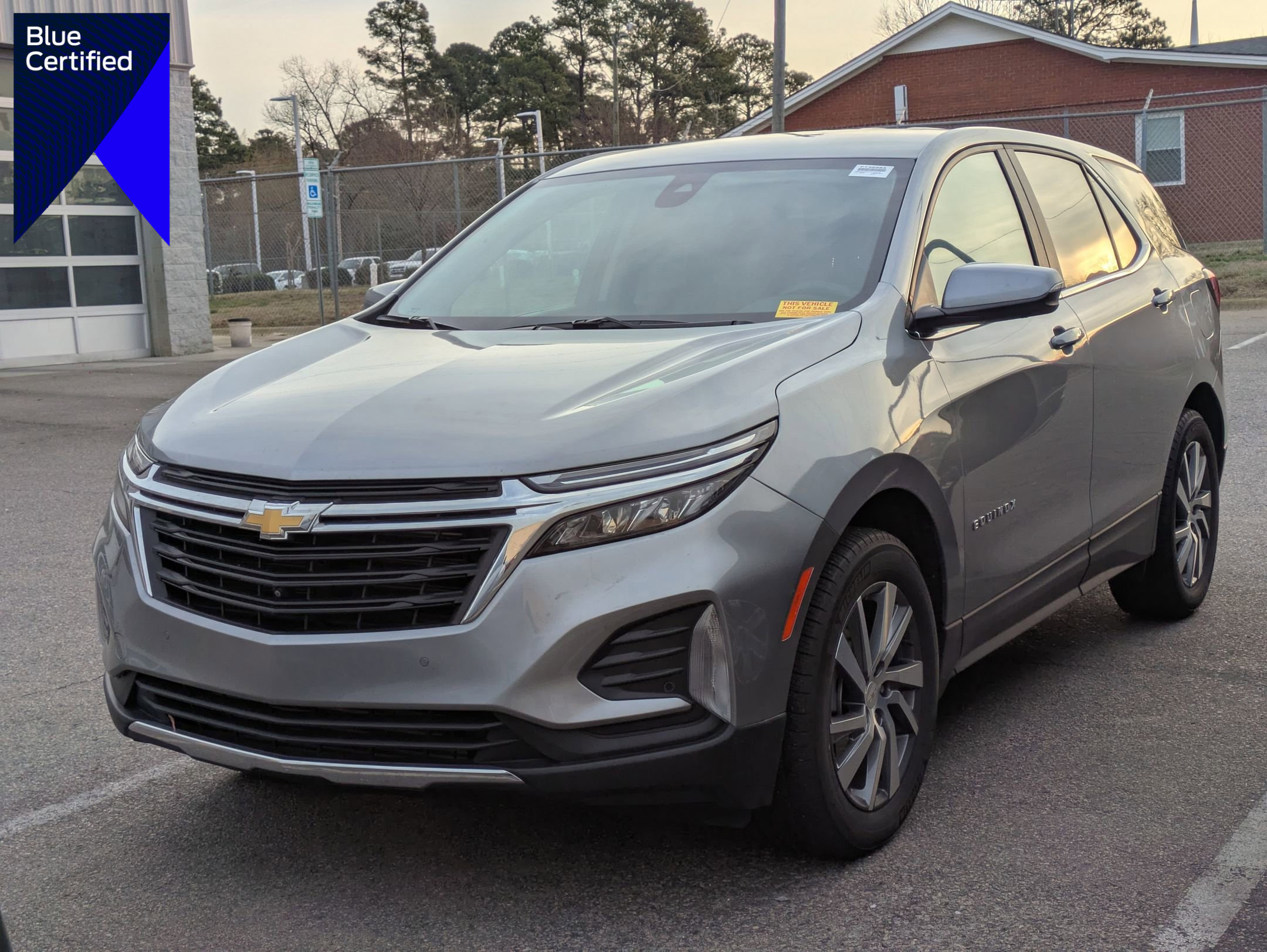 Used 2024 Chevrolet Equinox LT image 1