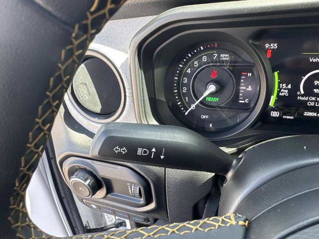 Used 2024 Jeep Wrangler Unlimited AWD/4WD image 24