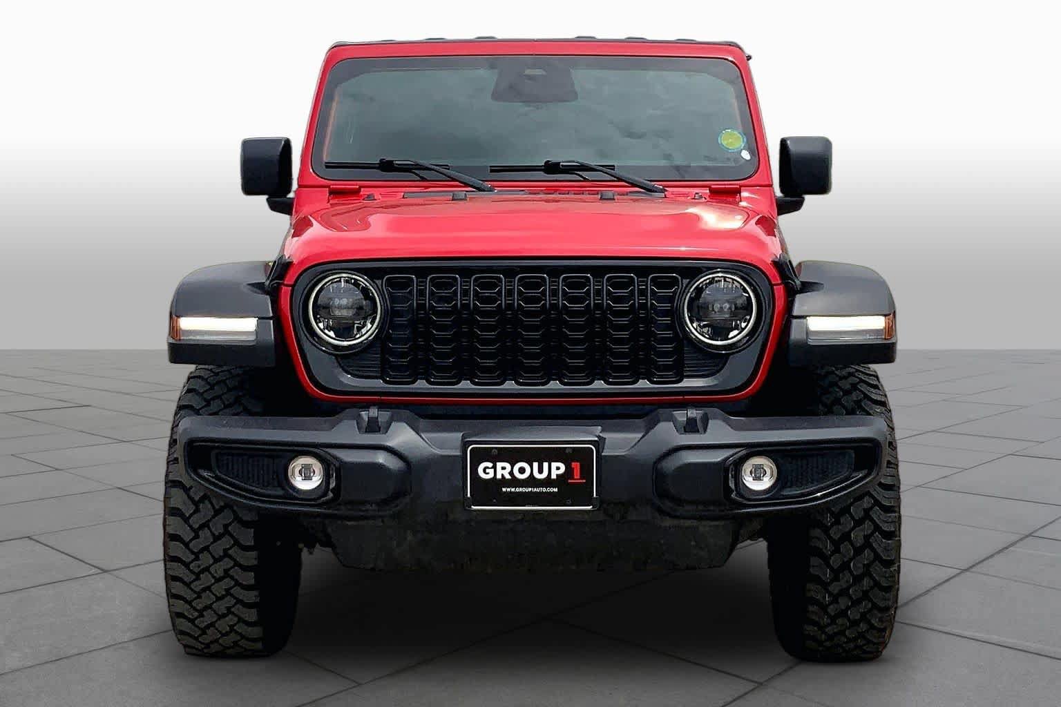 Used 2025 Jeep Wrangler Unlimited Sport AWD/4WD image 4