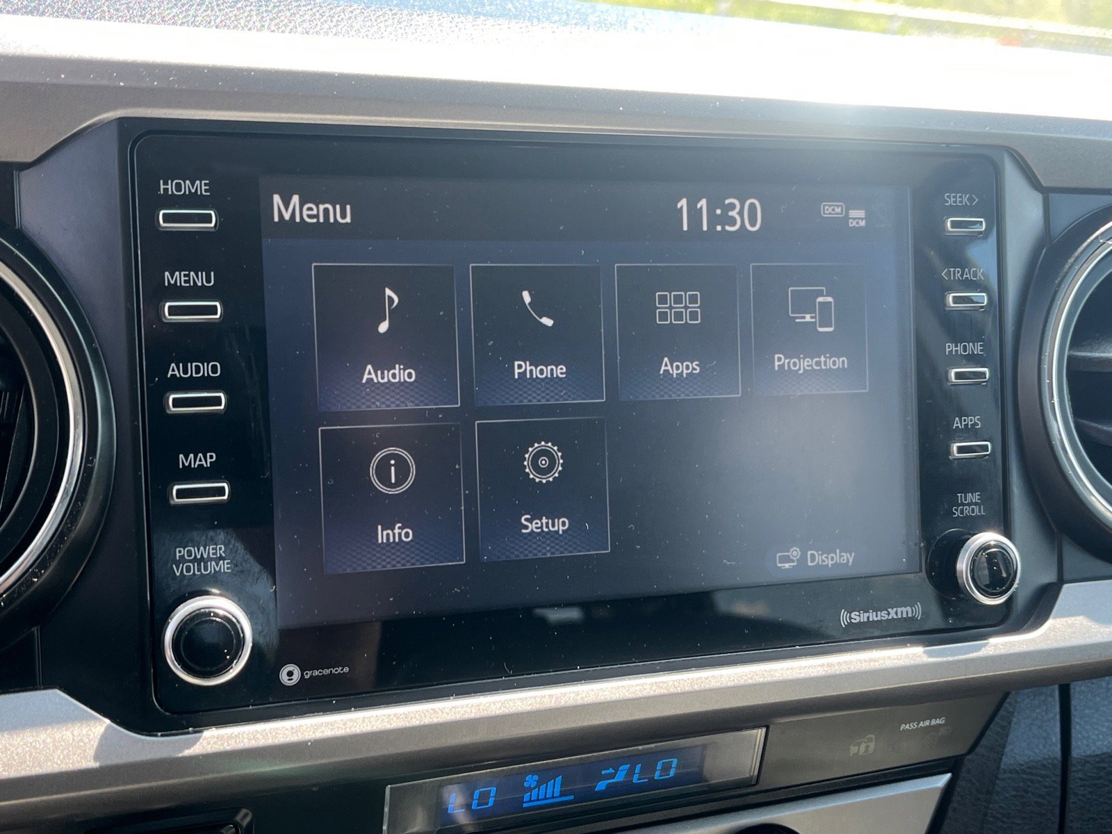 Used 2021 Toyota Tacoma SR5 AWD/4WD image 12