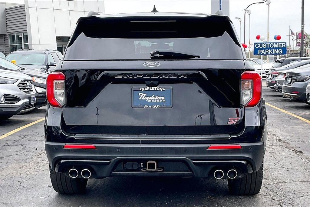 Certified 2022 Ford Explorer ST w/ Equipment Group 401A AWD/4WD image 3