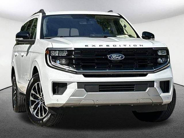 Certified 2025 Ford Expedition Platinum AWD/4WD image 2