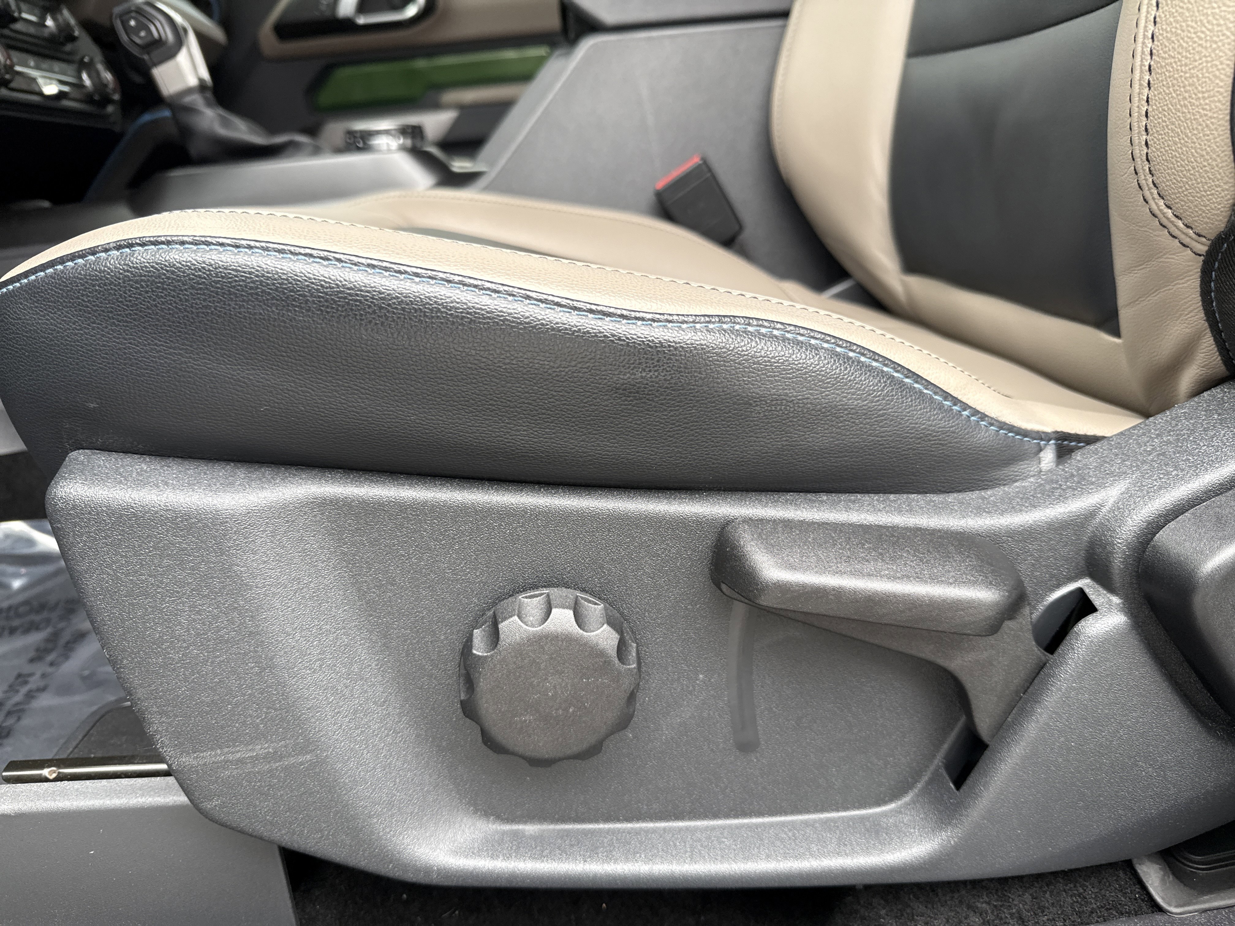 Certified 2023 Ford Bronco Wildtrak image 14