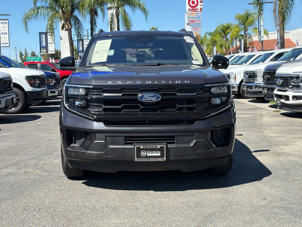 Certified 2025 Ford Expedition Max Active AWD/4WD image 4