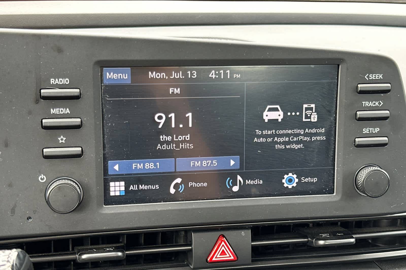 Used 2025 Hyundai Elantra Sport FWD image 18