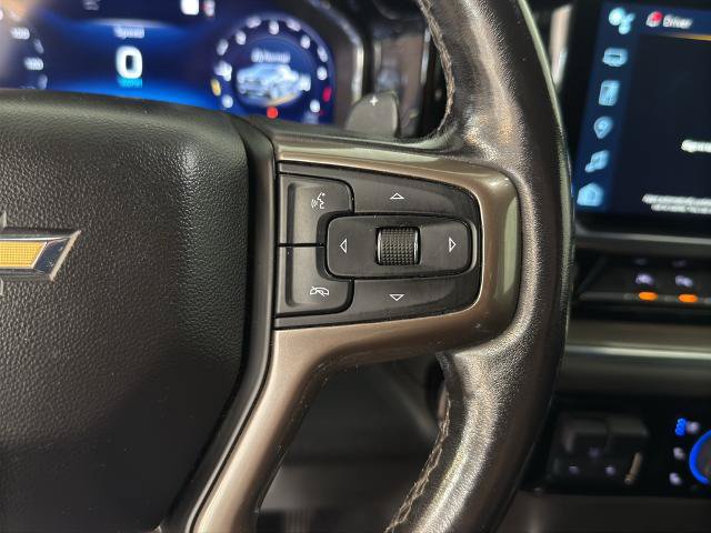 Used 2022 Chevrolet Silverado 1500 High Country w/ Technology Package AWD/4WD image 23