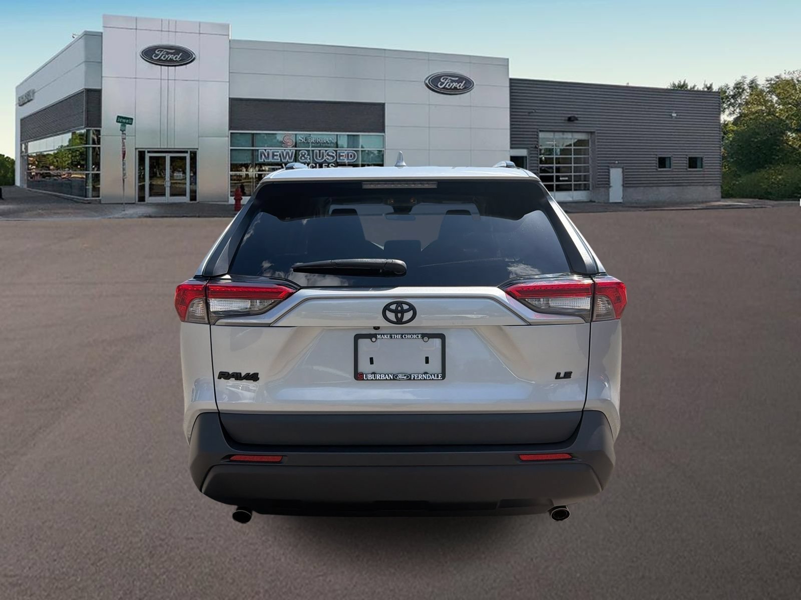 Used 2021 Toyota RAV4 LE FWD image 8