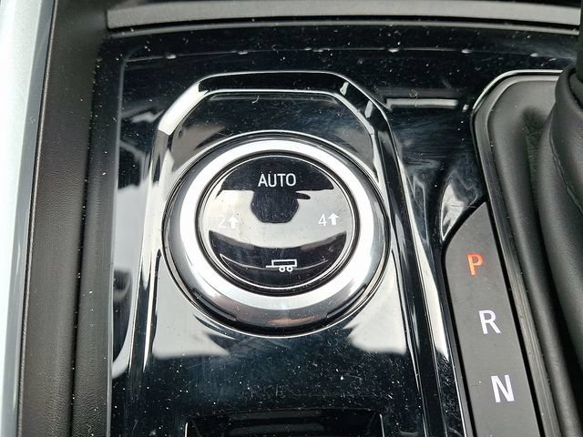 Used 2023 Chevrolet Colorado LT w/ LT Convenience Package II AWD/4WD image 23