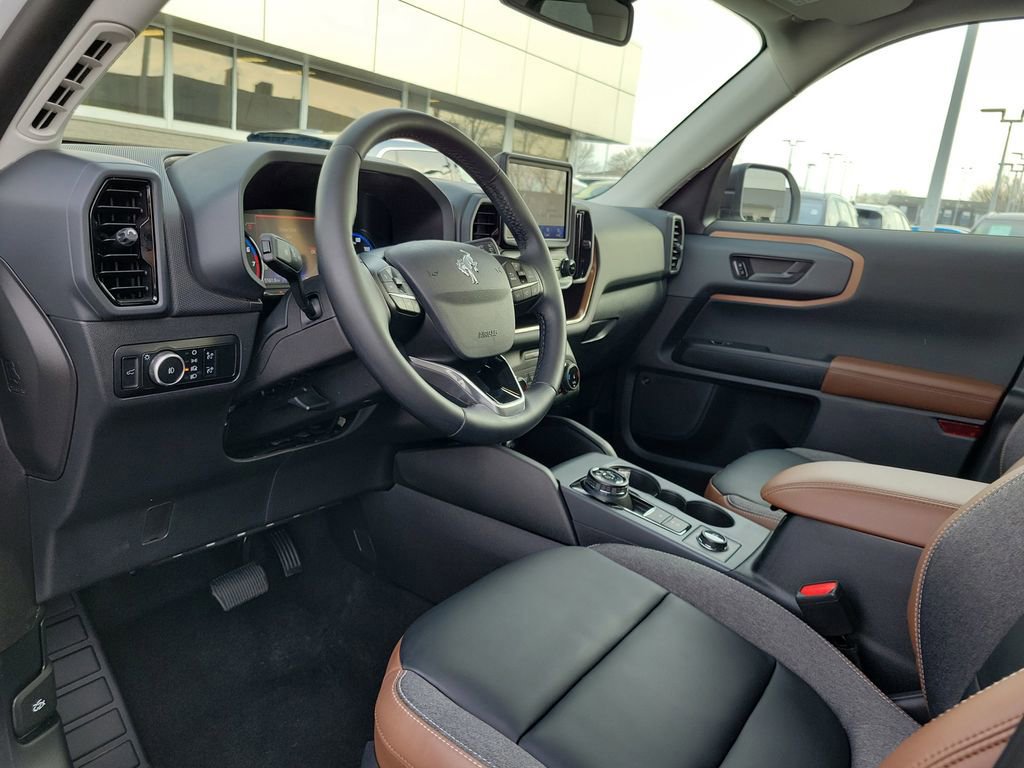 Certified 2024 Ford Bronco Sport Outer Banks w/ Tech Package image 21