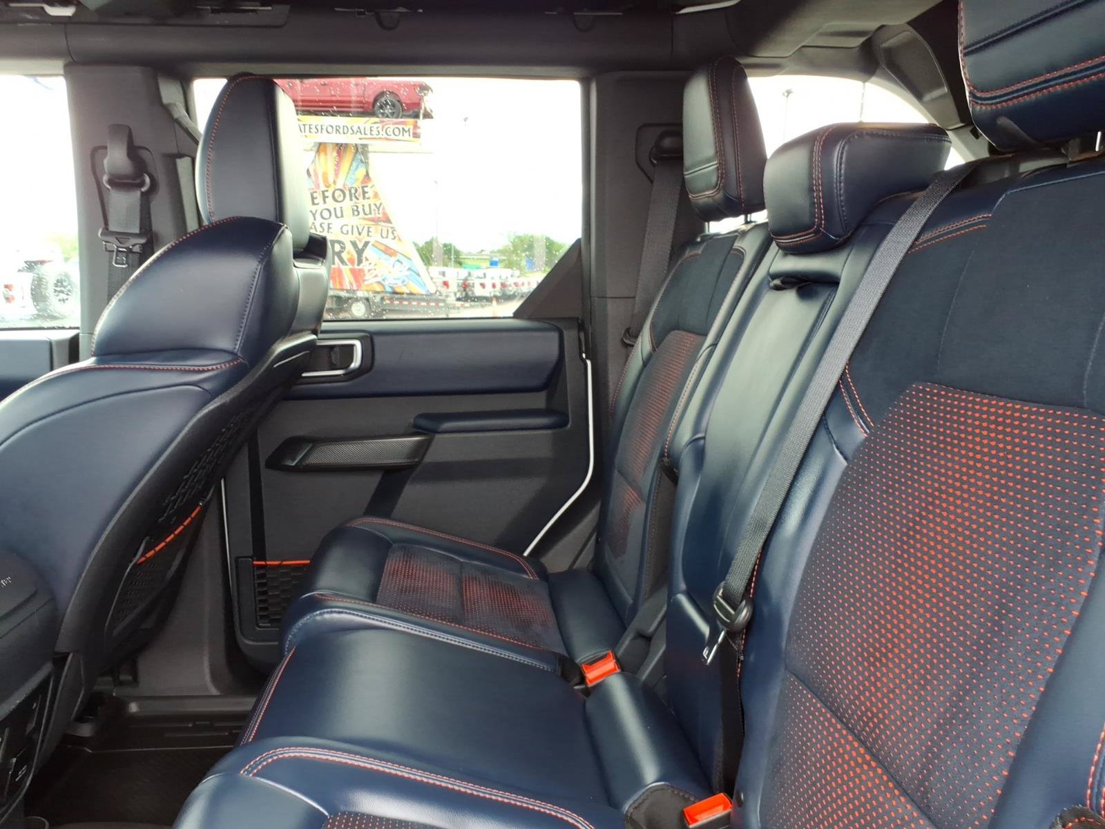 Certified 2024 Ford Bronco Raptor w/ Interior Carbon Fiber Pack 6 AWD/4WD image 14