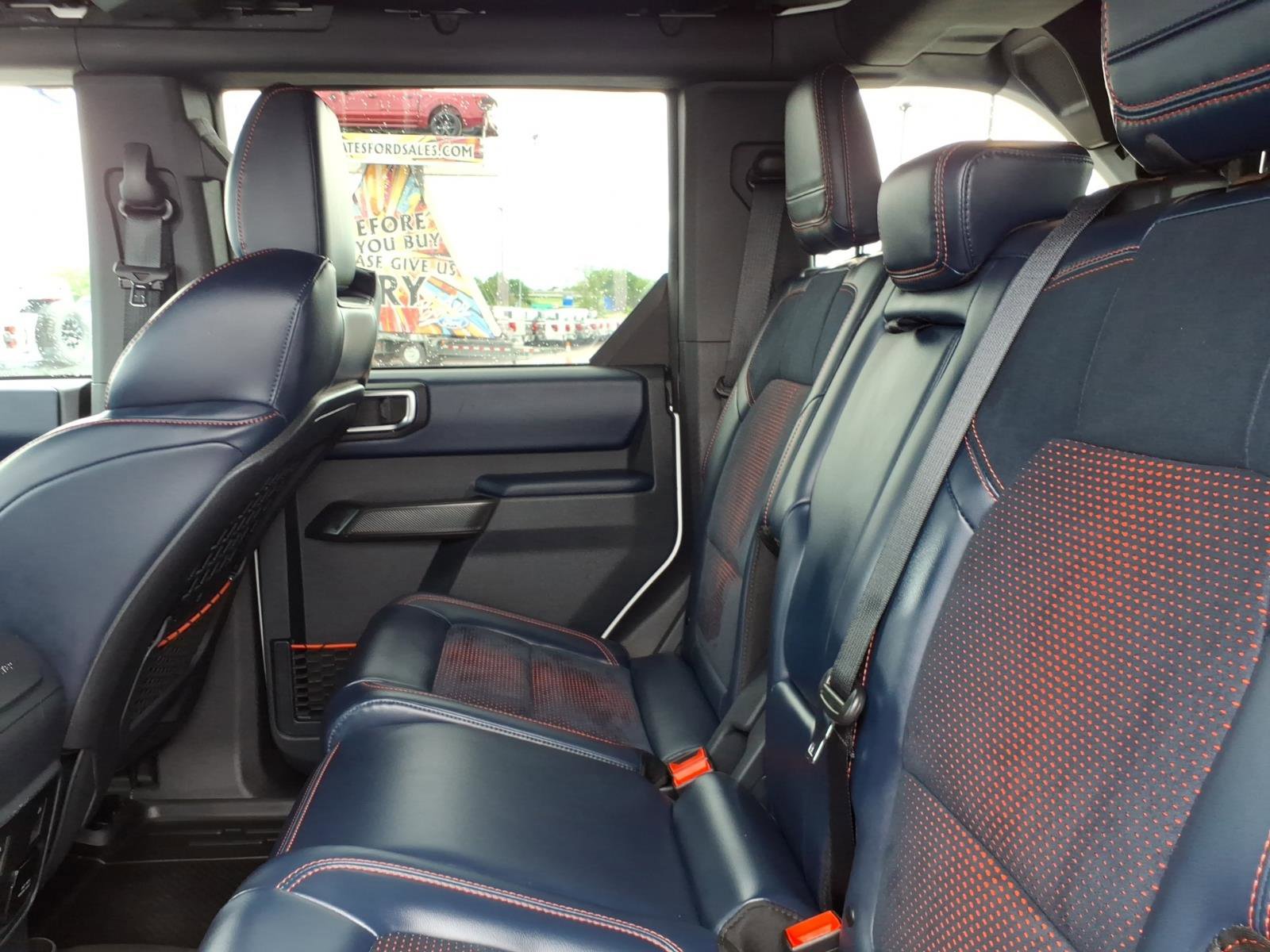 Certified 2024 Ford Bronco Raptor w/ Interior Carbon Fiber Pack 6 AWD/4WD image 14