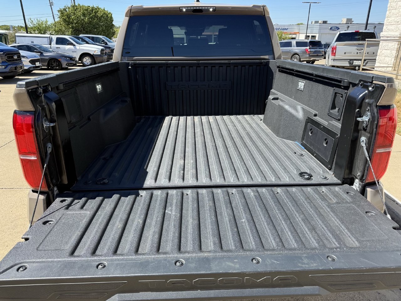 Used 2026 Toyota Tacoma TRD Off-Road AWD/4WD image 30