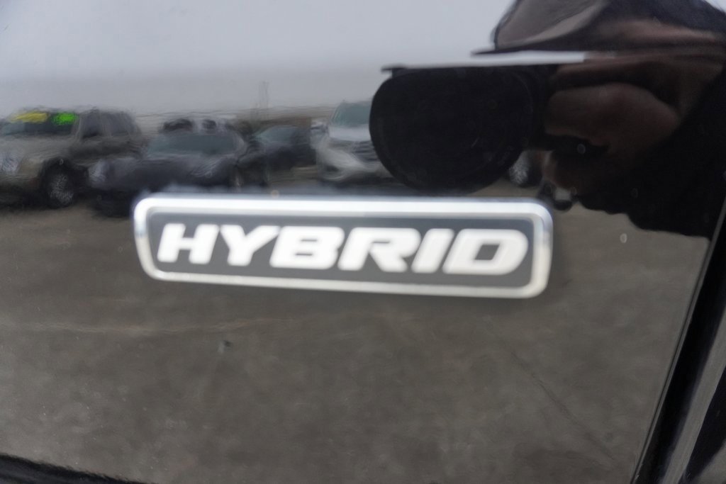 Certified 2024 Ford Escape ST-Line w/ Equipment Group 301A image 30