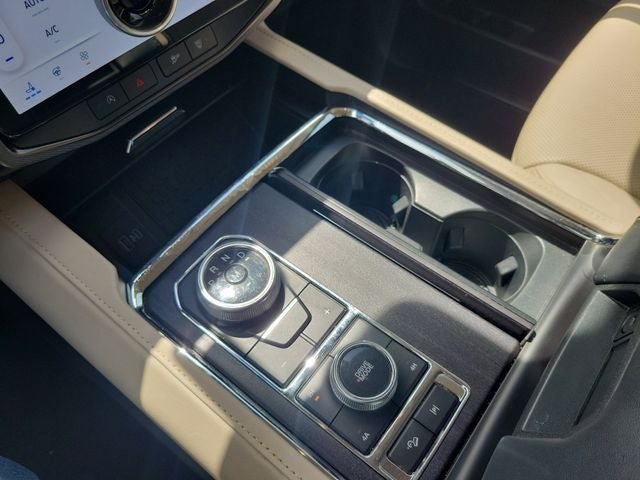 Certified 2022 Ford Expedition Platinum AWD/4WD image 23
