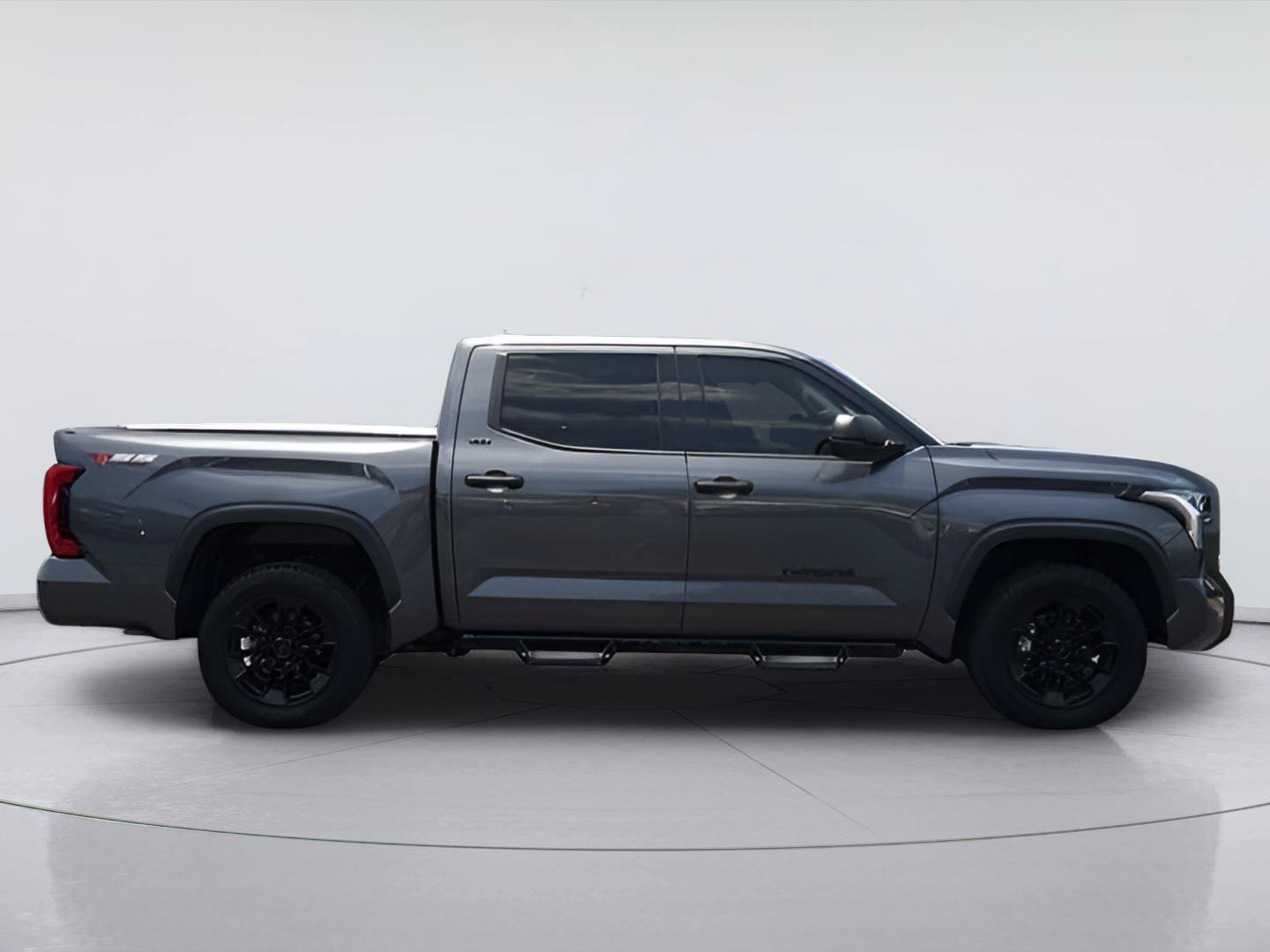 Used 2023 Toyota Tundra SR5 AWD/4WD image 5