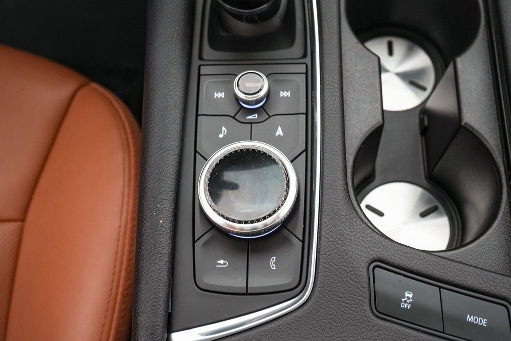 Used 2024 Cadillac XT5 Premium Luxury image 17