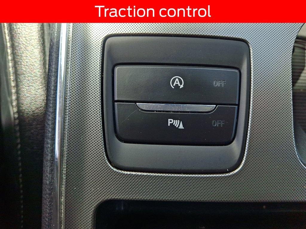 Certified 2023 Ford Edge Titanium AWD/4WD image 22